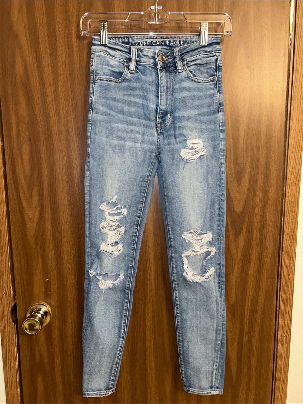American Eagle Outfitters Light Wash Distressed Skinny Jeans